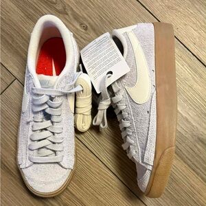 NWT Nike Blazer Low ’77 Vintage Football Grey Gum Suede Sneakers